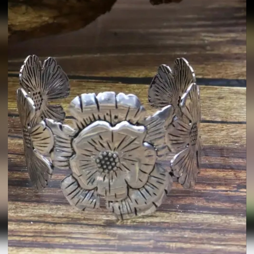 Boho Flower Cuff Bracelet Brand New Item